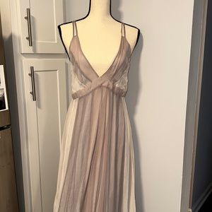 KIMCHI BLUE- stunning Gown